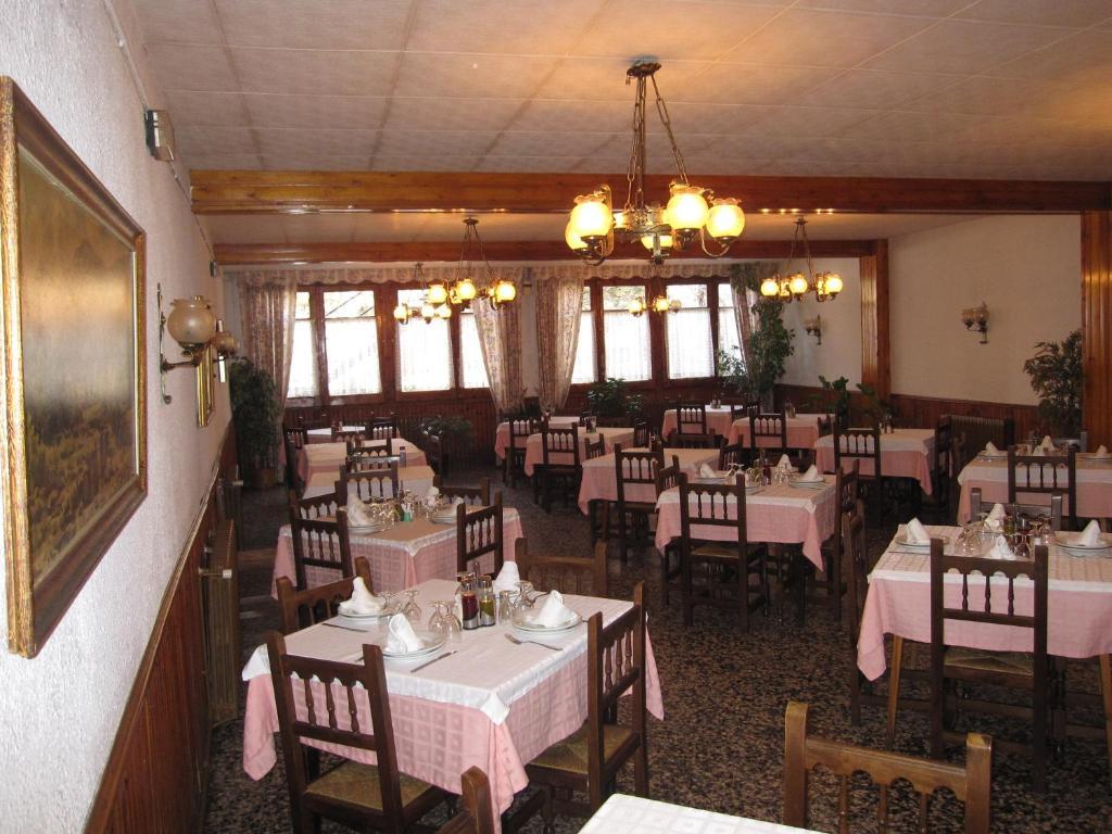 Fonda Agusti Hotel Esterri D'Aneu Luaran gambar