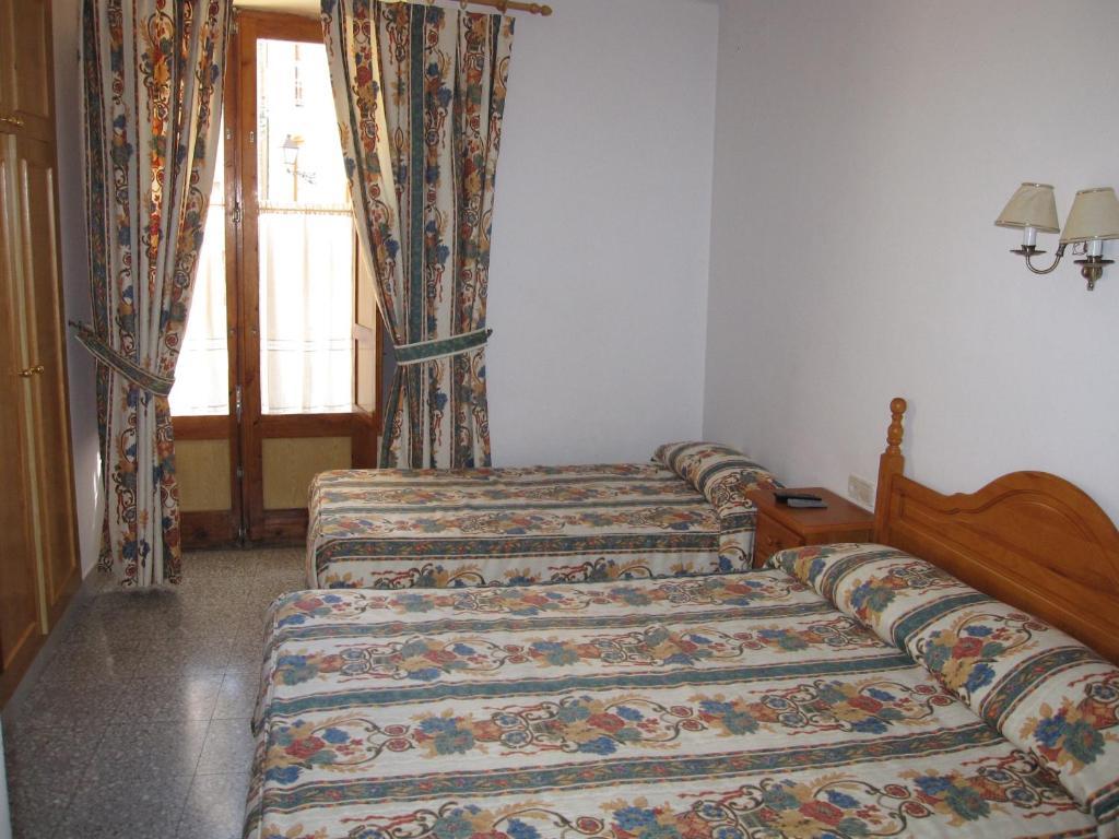 Fonda Agusti Hotel Esterri D'Aneu Bilik gambar
